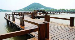 水泥仿木栏杆栈道